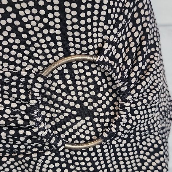 I.N.C black and white polka-dot blouse Women's Size M - Picture 4 of 9